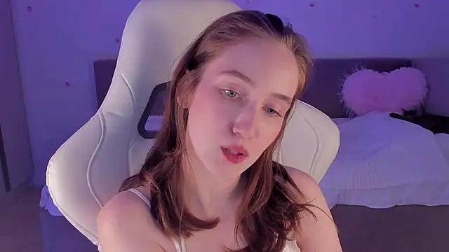 CrystalSoul  online show from 10-24-25, 03:30