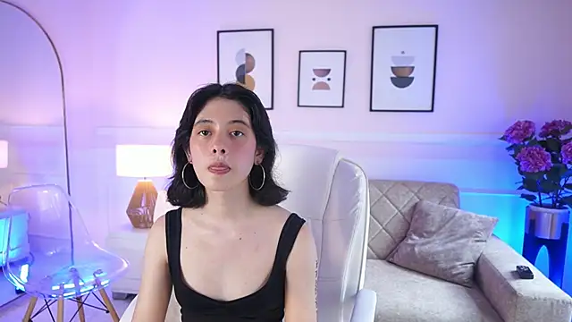 Snapshot of BillieBrownn chatting on 09-19-25, 07:14 BillieBrownn online show from 09-19-25, 07:14
