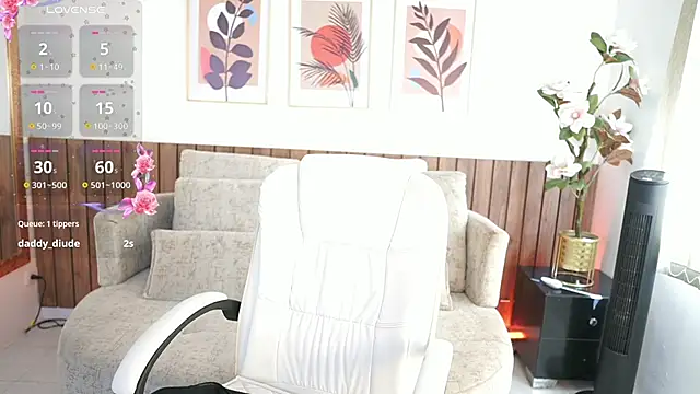 Snapshot of BillieBrownn chatting on 09-29-25, 07:08 BillieBrownn online show from 09-29-25, 07:08