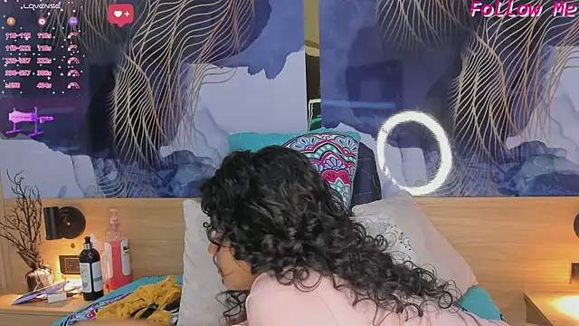 Anabacker01 online show from 10-04-25, 07:23