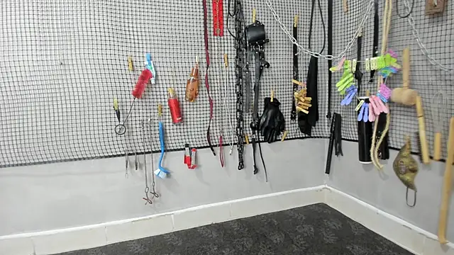 BDSM MEDUZA online show from 04-14-26, 01:44