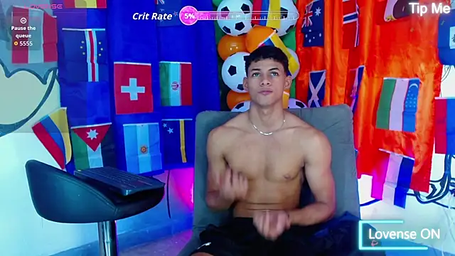 Snapshot of deivid_bigcock1 chatting on 06-27-26, 12:37 deivid bigcock1 online show from 06-27-26, 12:37