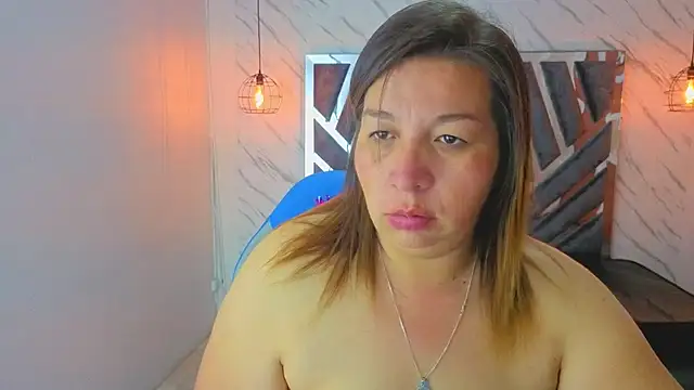 Snapshot of MaylinRosse_ chatting on 06-24-26, 06:51 MaylinRosse online show from 06-24-26, 06:51