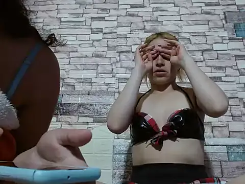 Snapshot of melodyanal chatting on 09-23-25, 04:32 melodyanal online show from 09-23-25, 04:32