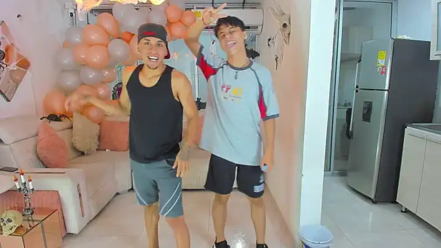 Snapshot of Houseofwarrios chatting on 10-31-25, 05:52 Houseofwarrios online show from 10-31-25, 05:52