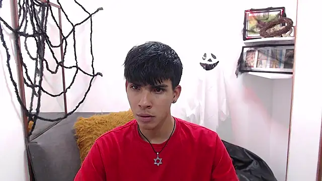 David 925  online show from 10-29-25, 03:53