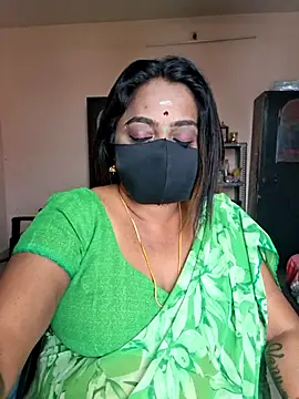 Snapshot of queendivya chatting on 07-19-26, 05:55 queendivya online show from 07-19-26, 05:55