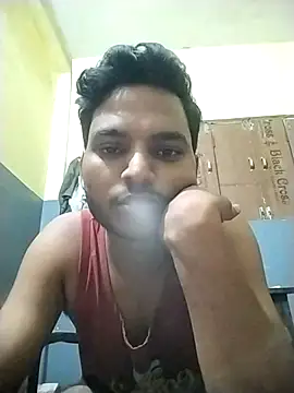 Snapshot of VickyMonster5 chatting on 10-15-25, 03:06 VickyMonster5 online show from 10-15-25, 03:06