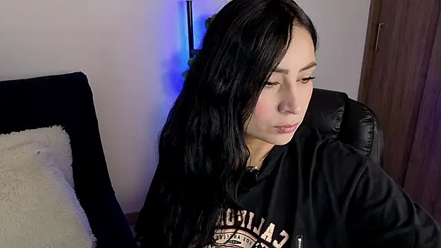 amyross s1 online show from 03-20-26, 01:32