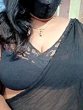 Snapshot of Maithili18 chatting on 11-27-25, 06:54 Maithili18 online show from 11-27-25, 06:54