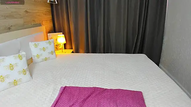 Snapshot of Alisa_Glamour chatting on 10-11-25, 12:47 Alisa Glamour online show from 10-11-25, 12:47
