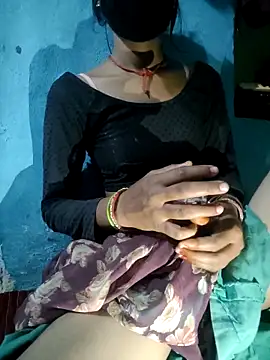 Snapshot of Hot_reshmaji chatting on 10-07-25, 10:07 Hot reshmaji online show from 10-07-25, 10:07