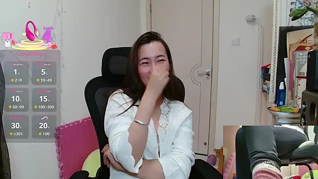 sallycui online show from 11-06-25, 12:39