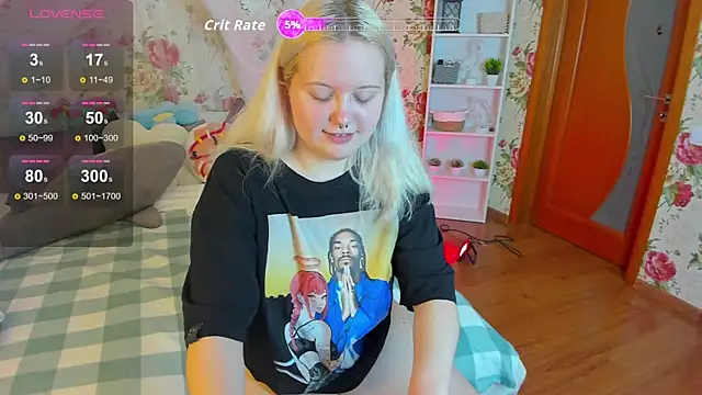 Snapshot of RoseThomas_ chatting on 10-19-25, 11:11 RoseThomas online show from 10-19-25, 11:11
