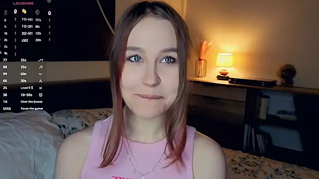 Snapshot of MaliaBourraine chatting on 11-29-25, 07:11 MaliaBourraine online show from 11-29-25, 07:11