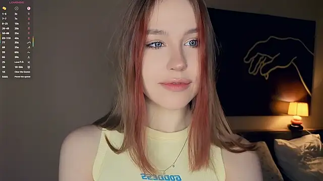 Snapshot of MaliaBourraine chatting on 12-02-25, 07:03 MaliaBourraine online show from 12-02-25, 07:03