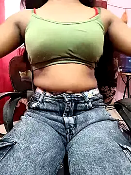 Snapshot of pari_rani7 chatting on 09-21-25, 05:31 pari rani7 online show from 09-21-25, 05:31