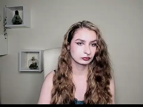 NinaBlond1 online show from 10-29-25, 06:37