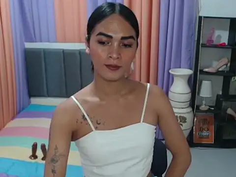 Snapshot of Sedictive_Samantha chatting on 09-18-25, 07:49 Sedictive Samantha online show from 09-18-25, 07:49
