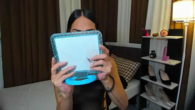 Sedictive Samantha online show from 11-11-25, 07:08