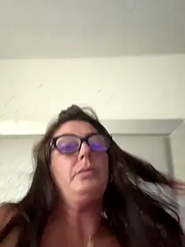 Snapshot of Rileyxxx69 chatting on 09-19-25, 08:20 Rileyxxx69 online show from 09-19-25, 08:20