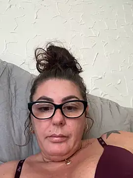 Snapshot of Rileyxxx69 chatting on 09-29-25, 03:39 Rileyxxx69 online show from 09-29-25, 03:39