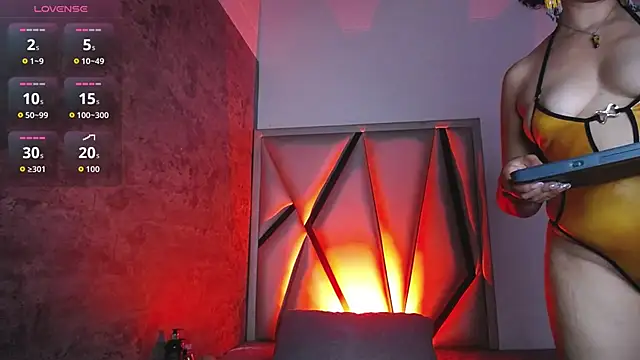 Isabella-Rosssi online show from 11-11-25, 04:34