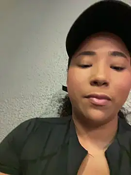 becca wilsson online show from 05-25-26, 02:23