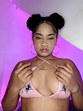 Snapshot of camilafoox7 chatting on 10-02-25, 05:09 camilafoox7 online show from 10-02-25, 05:09