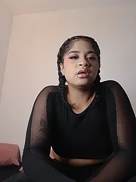 Snapshot of camilafoox7 chatting on 10-09-25, 04:10 camilafoox7 online show from 10-09-25, 04:10