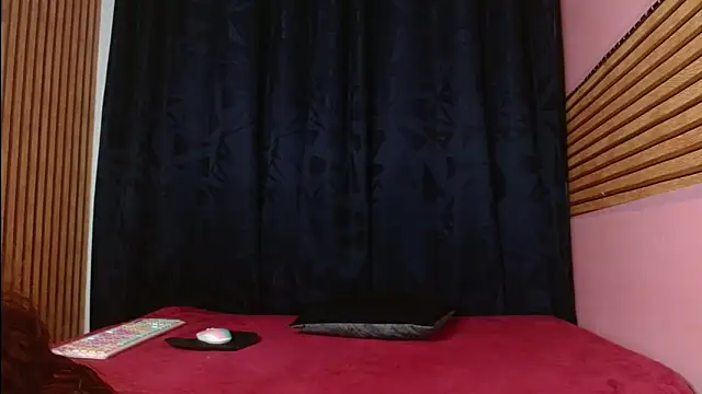 Snapshot of Melii_idalgo chatting on 12-01-25, 03:11 Melii idalgo online show from 12-01-25, 03:11