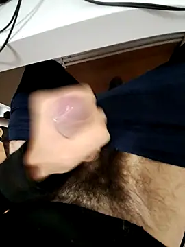 Snapshot of mecumming2 chatting on 10-02-25, 10:00 mecumming2 online show from 10-02-25, 10:00