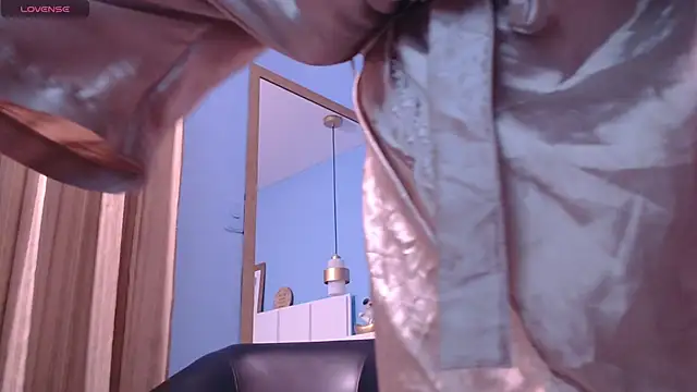 Snapshot of PenelopeBond chatting on 09-30-25, 12:54 PenelopeBond online show from 09-30-25, 12:54