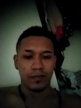 Snapshot of Mohamedxxx13 chatting on 09-29-25, 03:17 Mohamedxxx13 online show from 09-29-25, 03:17