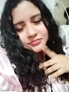 Snapshot of Carolceleste24 chatting on 10-28-25, 06:17 Carolceleste24 online show from 10-28-25, 06:17