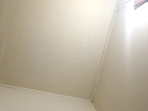 Hoott boyyszz online show from 10-30-25, 04:03