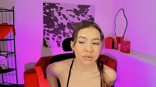 Snapshot of IndigoFae chatting on 12-23-25, 07:28 IndigoFae online show from 12-23-25, 07:28