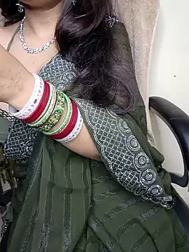 Hey Jully online show from 10-23-25, 05:51