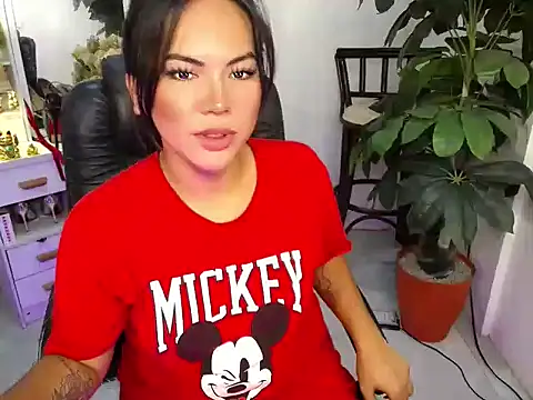 Snapshot of AngelitaDeputouch chatting on 11-08-25, 11:10 AngelitaDeputouch online show from 11-08-25, 11:10