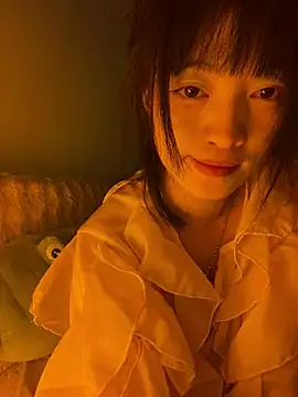 Tramy xx online show from 06-18-26, 04:44