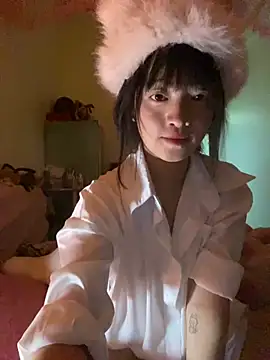 Tramy xx online show from 07-18-26, 03:38