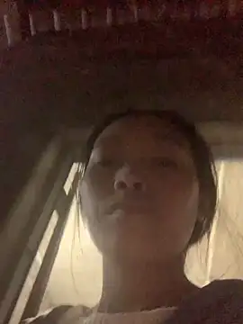 Halyy xx online show from 10-24-25, 10:00