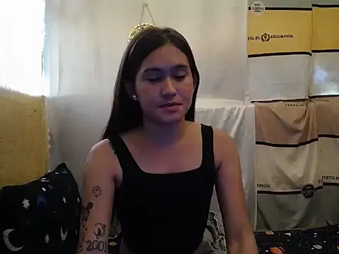 girlyesha online show from 10-11-25, 03:50