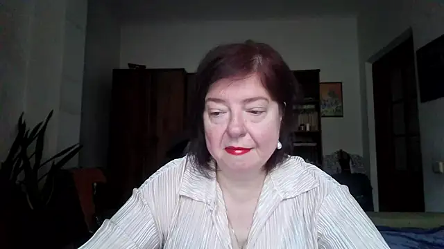 Snapshot of Violet_Pulse chatting on 04-27-26, 08:01 Violet Pulse online show from 04-27-26, 08:01