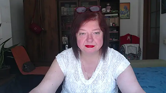 Snapshot of Violet_Pulse chatting on 06-29-26, 07:14 Violet Pulse online show from 06-29-26, 07:14