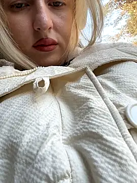 RonnieKiss online show from 10-08-25, 02:42