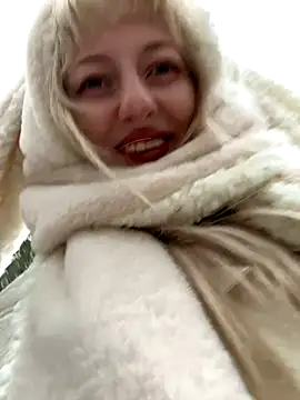 RonnieKiss online show from 10-13-25, 04:45