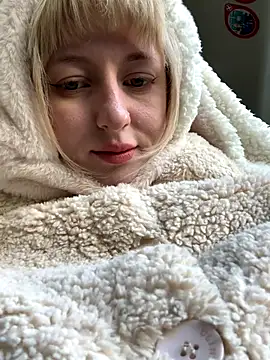 RonnieKiss online show from 10-18-25, 05:32