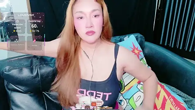 Snapshot of Lalacream12 chatting on 04-30-26, 06:14 Lalacream12 online show from 04-30-26, 06:14
