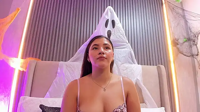 Snapshot of AnyaSosa_ chatting on 10-30-25, 01:12 AnyaSosa  online show from 10-30-25, 01:12